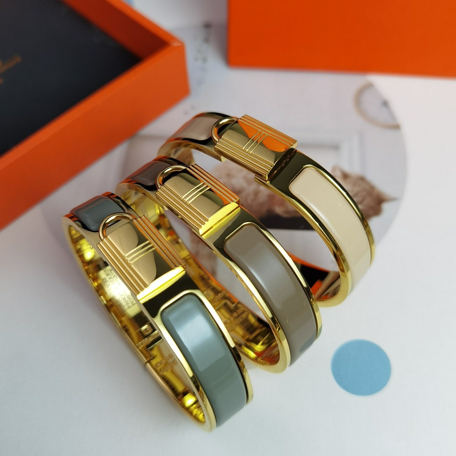 18K Clic Cadenas Light Brown Hermes Bracelet